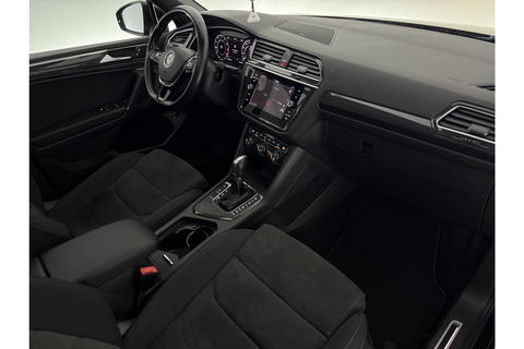 Volkswagen Tiguan Allspace 1.4 TSI R-line DSG Pano LED Dynaudio Camera Carplay ACC Clima Trekhaak Virtual Navi PDC 19"LMV