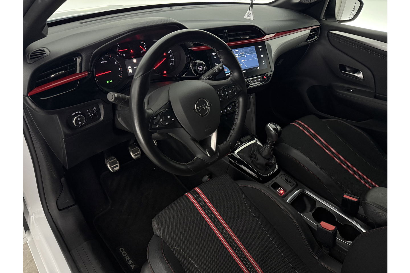 Opel Corsa 1.2 GS Line Clima Cruise Carplay LED Navigatie PDC 17"LMV