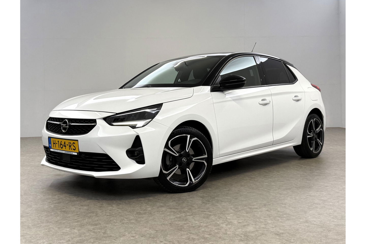 Opel Corsa 1.2 GS Line Clima Cruise Carplay LED Navigatie PDC 17"LMV