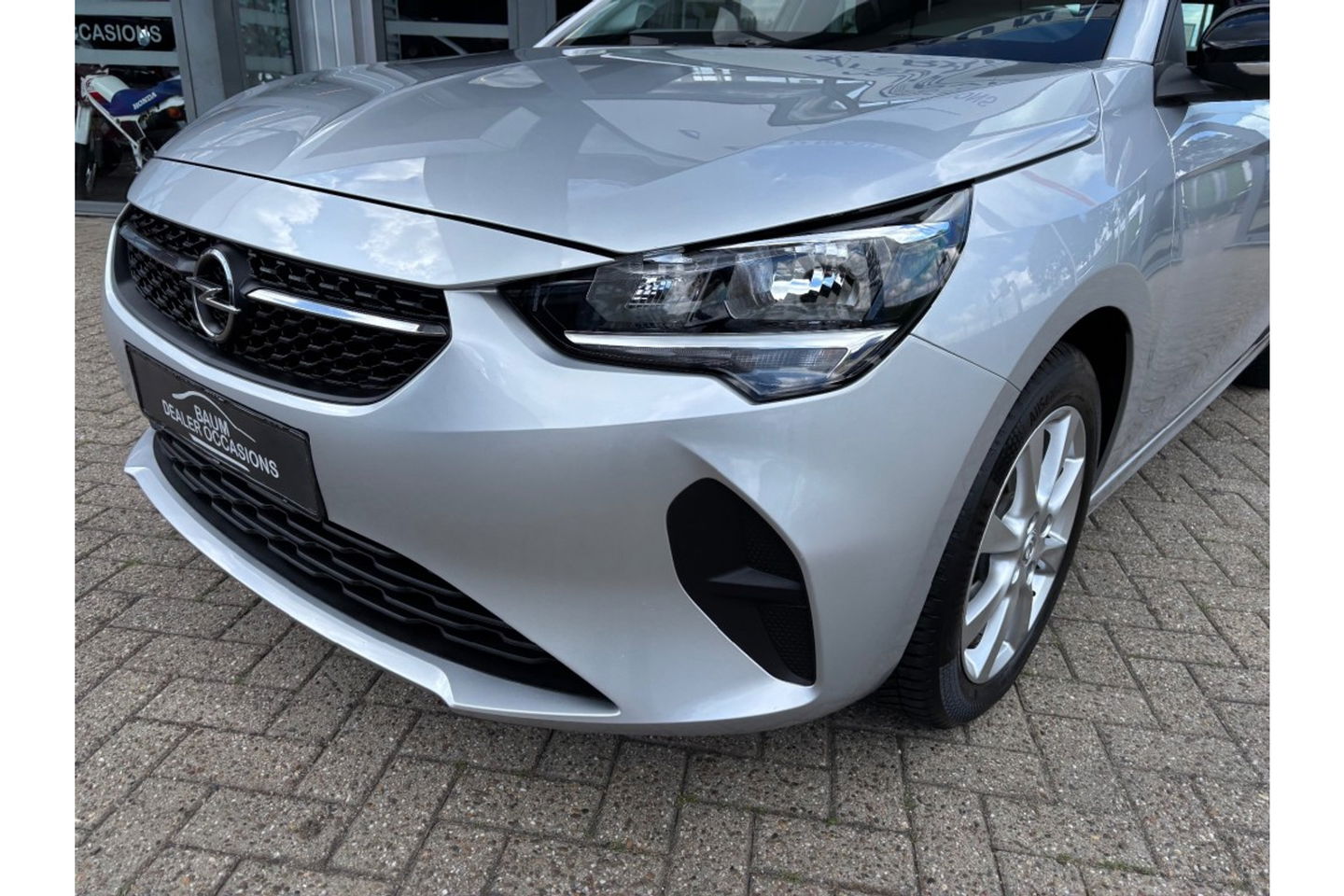 Opel Corsa 1.2 EDITION NAVI AIRCO CRUISE CONTROL