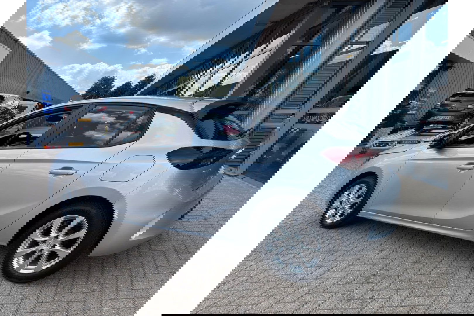 Opel Corsa 1.2 EDITION NAVI AIRCO CRUISE CONTROL