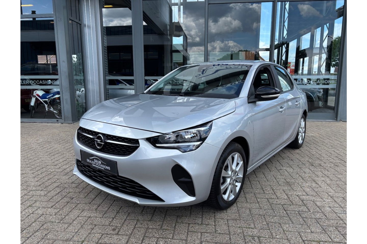 Opel Corsa 1.2 EDITION NAVI AIRCO CRUISE CONTROL