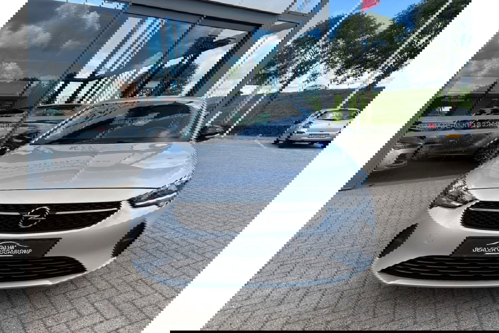 Opel Corsa 1.2 EDITION NAVI AIRCO CRUISE CONTROL