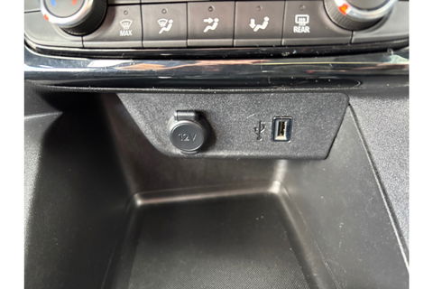 Opel Corsa 1.2 EDITION NAVI AIRCO CRUISE CONTROL