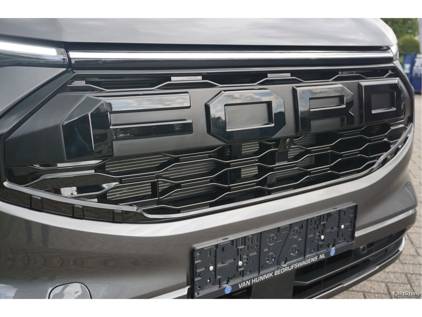 Ford Transit Custom 320L 170PK DC JWR Edition AUT BPM VRIJ!! Navi, ACC, Trekhaak, 360° Cam, 19" Velgen NR. 744