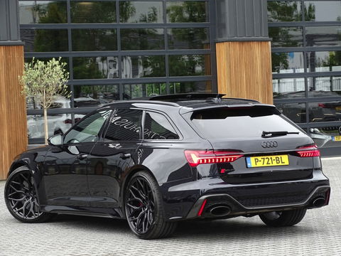 Audi RS6 RS6 V8T 601PK Quattro / Ceramic / B&O / carbon / Laser
