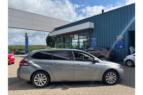 Peugeot 308 1.2 PURETECH STYLE 110 PK NAVI AIRCO/ECC PDC