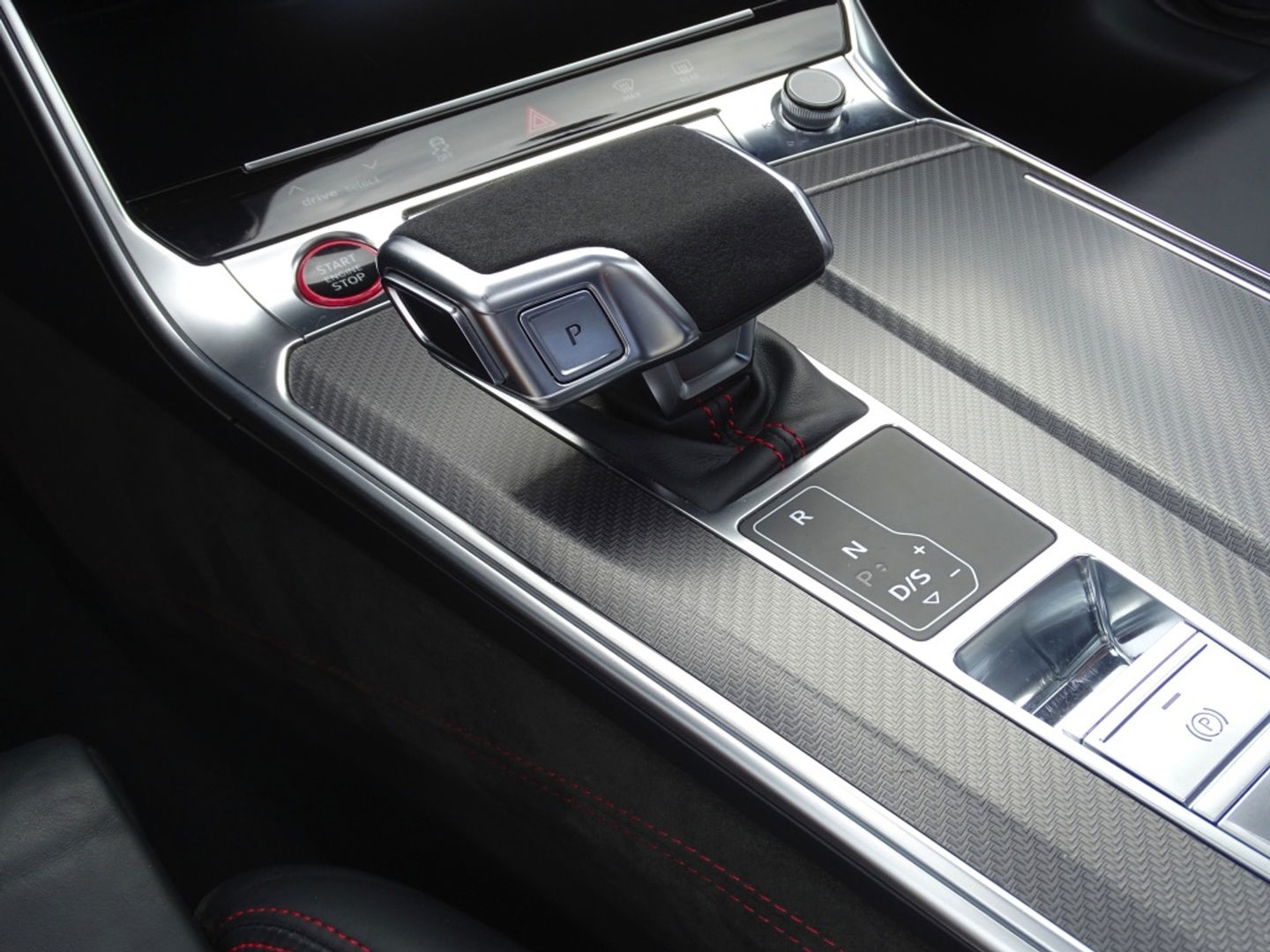 Audi RS6 RS6 V8T 601PK Quattro / Ceramic / B&O / carbon / Laser