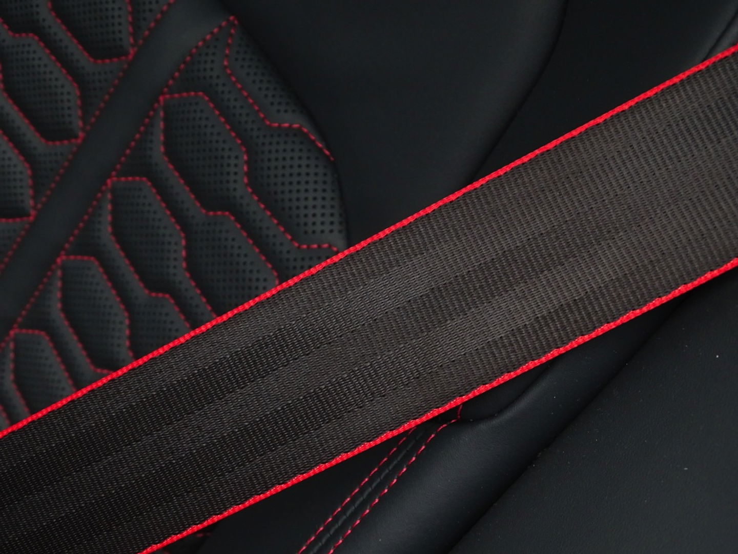 Audi RS6 RS6 V8T 601PK Quattro / Ceramic / B&O / carbon / Laser