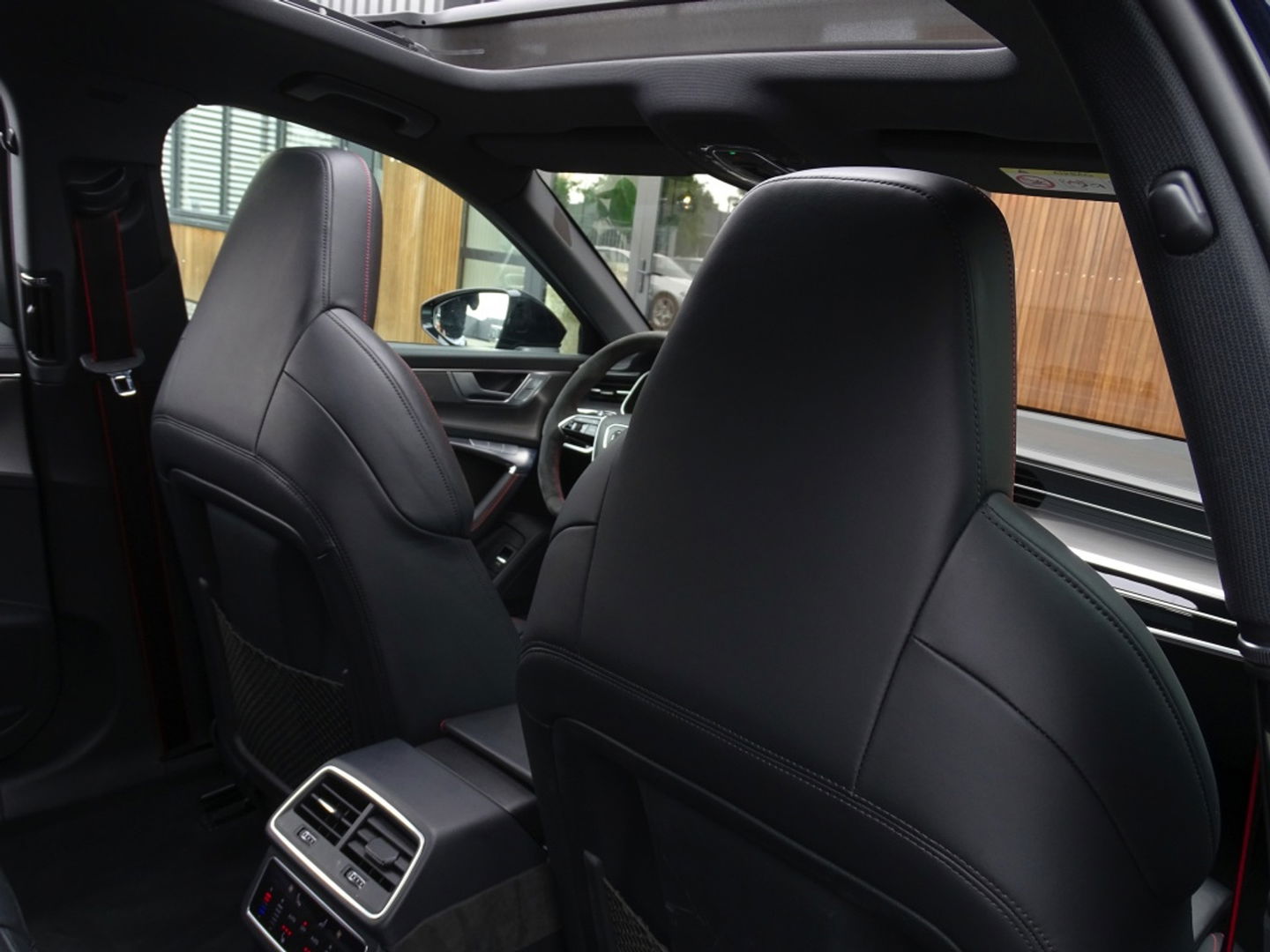 Audi RS6 RS6 V8T 601PK Quattro / Ceramic / B&O / carbon / Laser