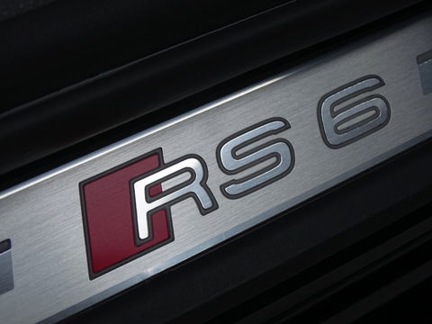 Audi RS6 RS6 V8T 601PK Quattro / Ceramic / B&O / carbon / Laser