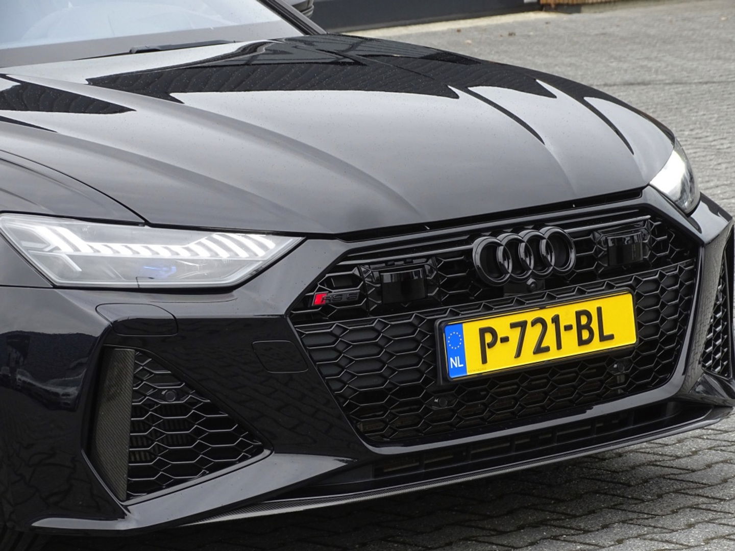 Audi RS6 RS6 V8T 601PK Quattro / Ceramic / B&O / carbon / Laser