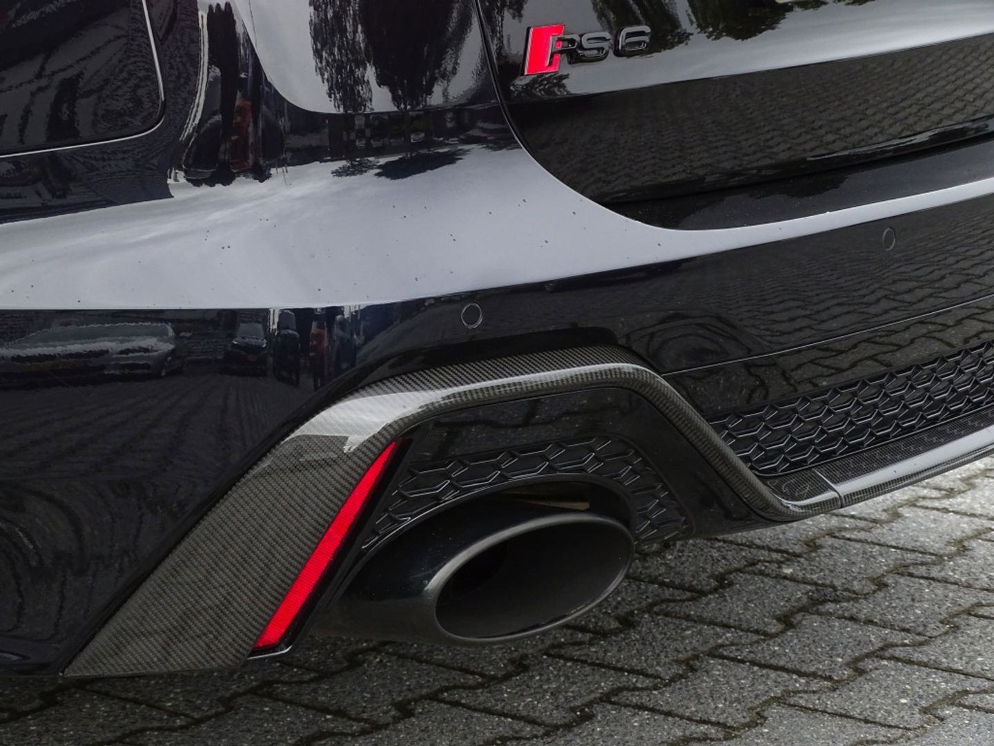 Audi RS6 RS6 V8T 601PK Quattro / Ceramic / B&O / carbon / Laser