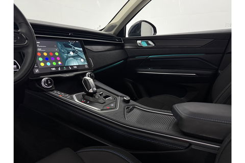 Lynk Co 01 1.5 262PK 360 Camera Memory Pano LED Sfeer ACC Virtual Carplay Clima Navi PDC 20"LMV