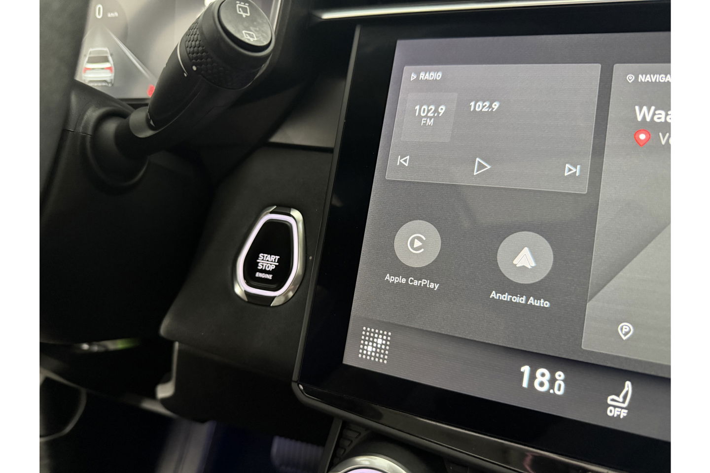 Lynk Co 01 1.5 262PK 360 Camera Memory Pano LED Sfeer ACC Virtual Carplay Clima Navi PDC 20"LMV