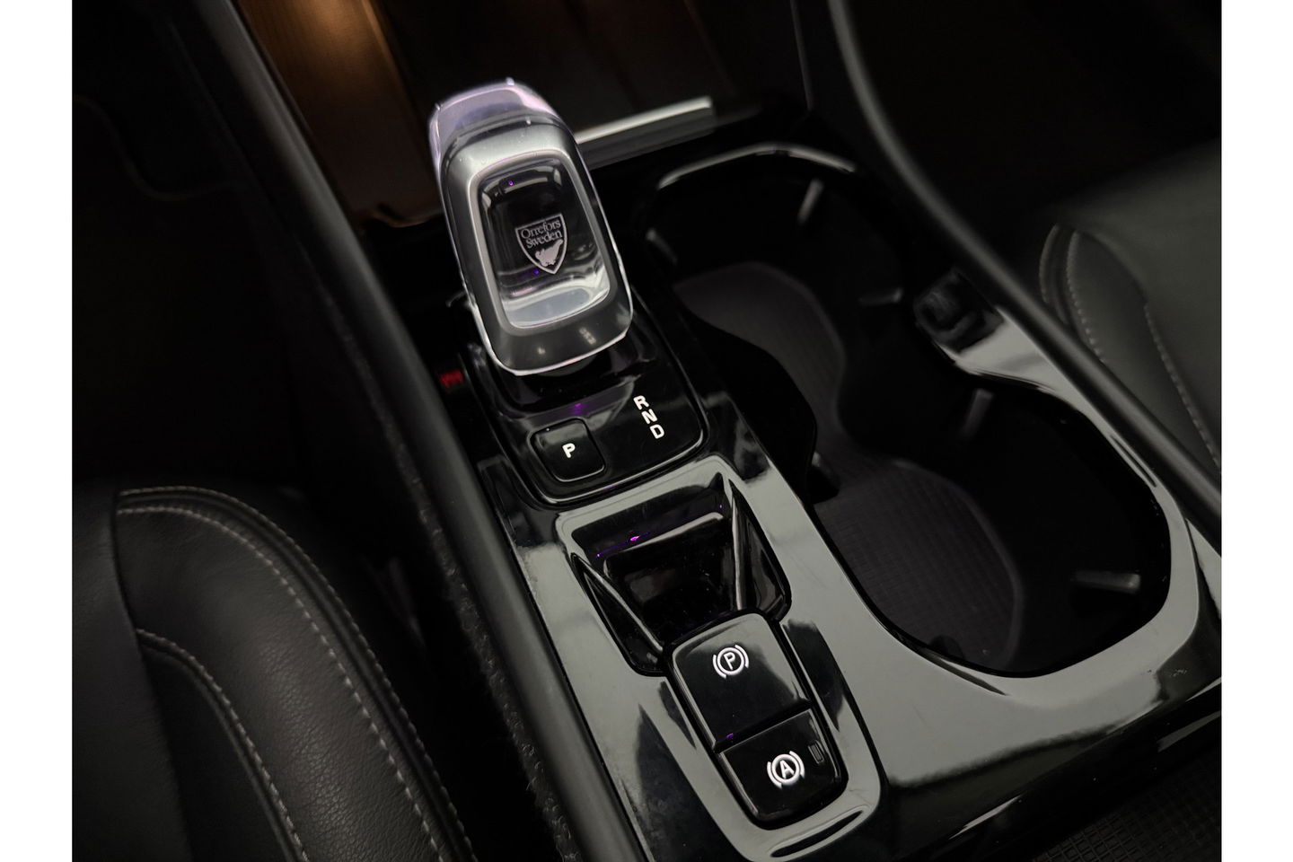 Volvo XC40 1.5 T5 Twin Engine Inscription 262PK Pano Sfeer LED Harman Kardon ACC Leder Clima Navi PDC 19"LMV