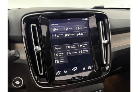 Volvo XC40 1.5 T5 Twin Engine Inscription 262PK Pano Sfeer LED Harman Kardon ACC Leder Clima Navi PDC 19"LMV