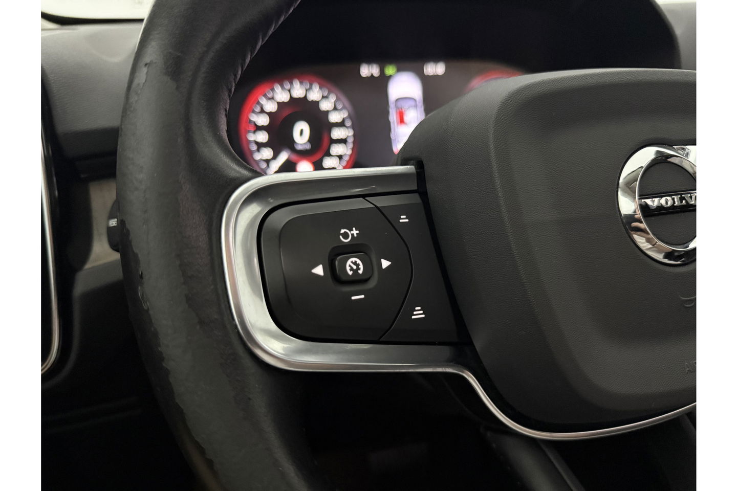 Volvo XC40 1.5 T5 Twin Engine Inscription 262PK Pano Sfeer LED Harman Kardon ACC Leder Clima Navi PDC 19"LMV