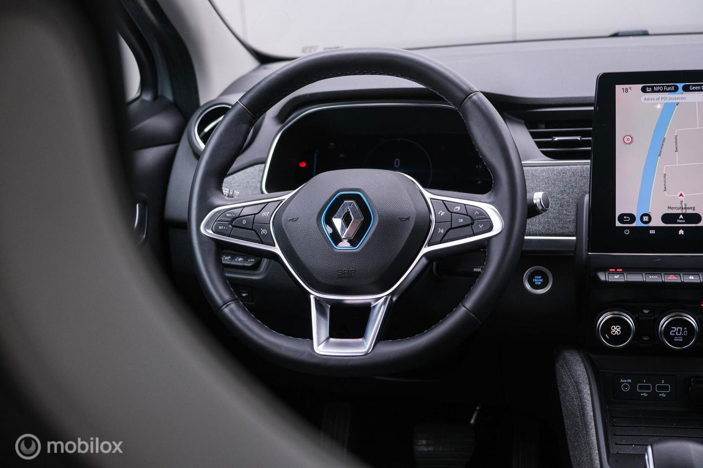 Renault ZOE R135 Intens 52 kWh | winterpack | nl auto | 1e eigenaar | rijklaar |