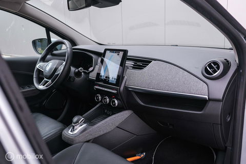 Renault ZOE R135 Intens 52 kWh | winterpack | nl auto | 1e eigenaar | rijklaar |