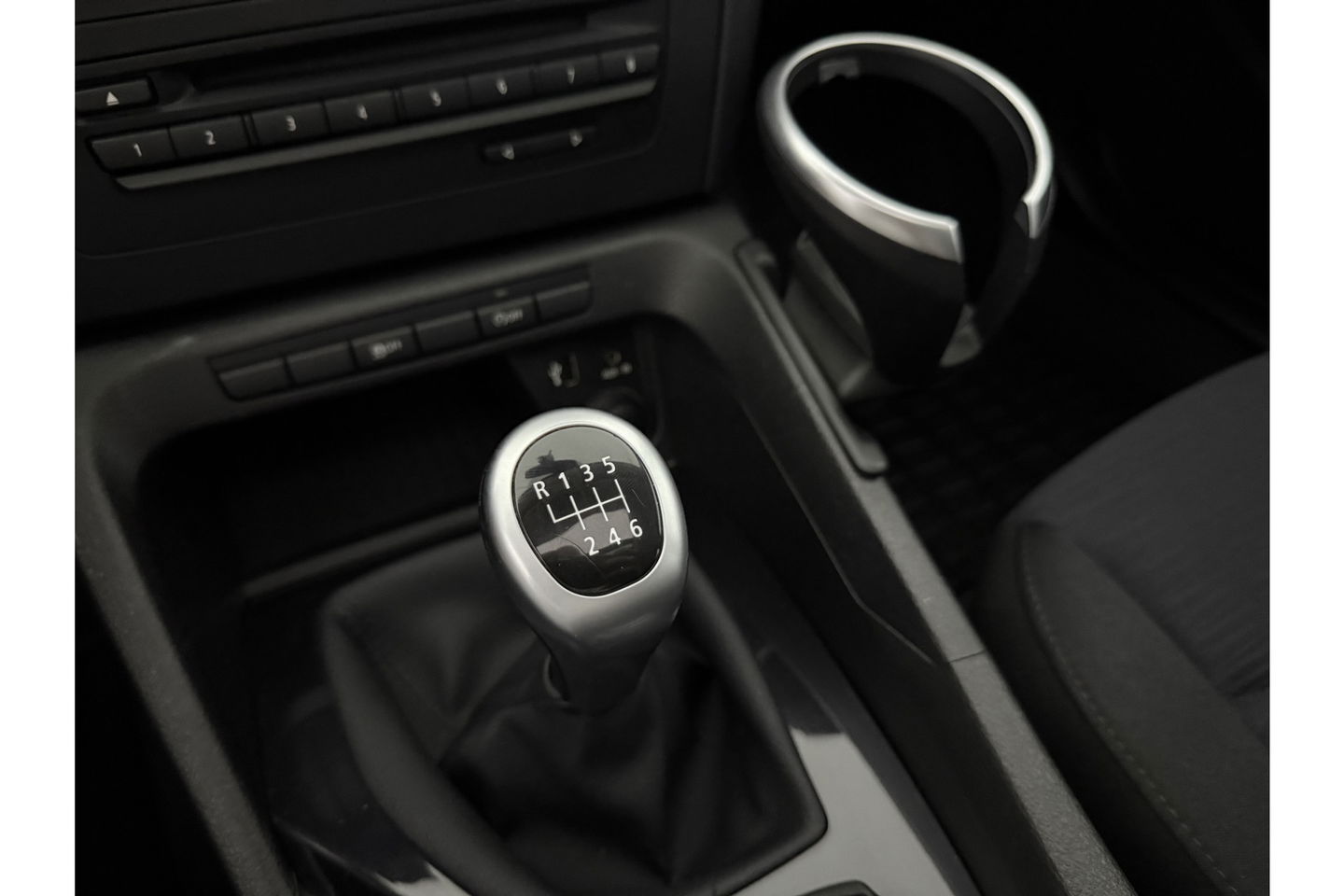 BMW X1 sDrive20i | APK tot 05-2026 | Pano Clima Cruise Trekhaak Navigatie PDC 17"LMV