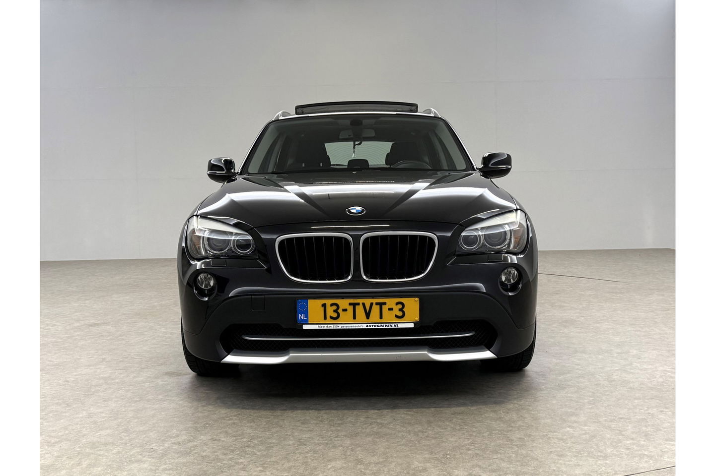 BMW X1 sDrive20i | APK tot 05-2026 | Pano Clima Cruise Trekhaak Navigatie PDC 17"LMV