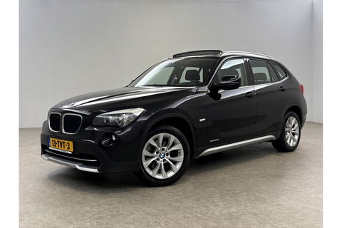 BMW X1 sDrive20i | APK tot 05-2026 | Pano Clima Cruise Trekhaak Navigatie PDC 17"LMV
