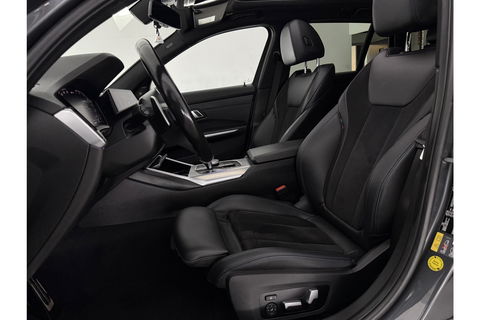 BMW 3-serie 330e xDrive Touring M-Sport 259PK | Pano | LED | Harman Kardon Audio | Trekhaak | Adaptive cruise Sfeer Virtual 19"LMV Carplay Clima Navi PDC