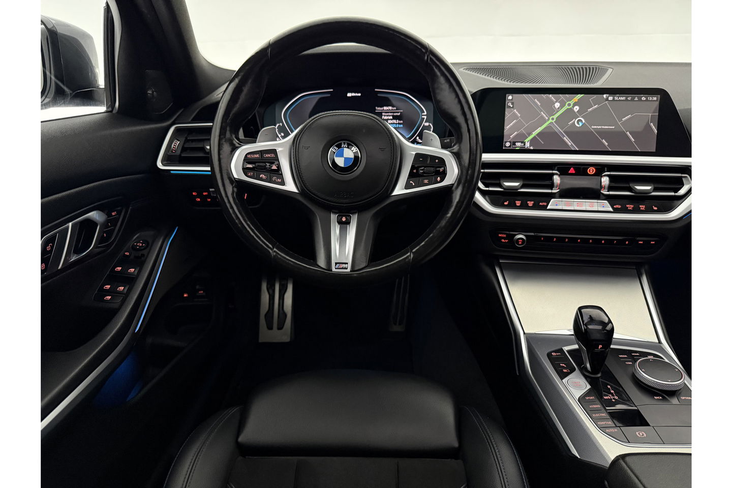 BMW 3-serie 330e xDrive Touring M-Sport 259PK | Pano | LED | Harman Kardon Audio | Trekhaak | Adaptive cruise Sfeer Virtual 19"LMV Carplay Clima Navi PDC
