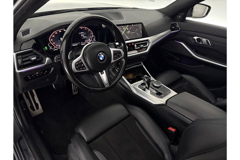 BMW 3-serie 330e xDrive Touring M-Sport 259PK | Pano | LED | Harman Kardon Audio | Trekhaak | Adaptive cruise Sfeer Virtual 19"LMV Carplay Clima Navi PDC