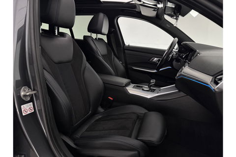 BMW 3-serie 330e xDrive Touring M-Sport 259PK | Pano | LED | Harman Kardon Audio | Trekhaak | Adaptive cruise Sfeer Virtual 19"LMV Carplay Clima Navi PDC