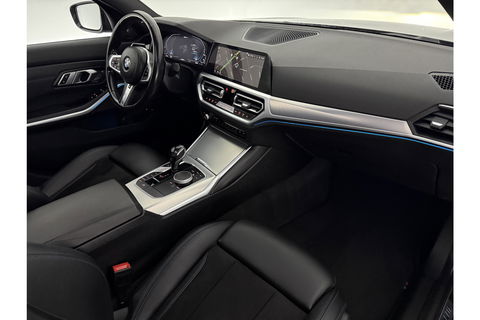BMW 3-serie 330e xDrive Touring M-Sport 259PK | Pano | LED | Harman Kardon Audio | Trekhaak | Adaptive cruise Sfeer Virtual 19"LMV Carplay Clima Navi PDC