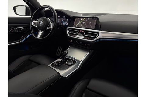 BMW 3-serie 330e xDrive Touring M-Sport 259PK | Pano | LED | Harman Kardon Audio | Trekhaak | Adaptive cruise Sfeer Virtual 19"LMV Carplay Clima Navi PDC
