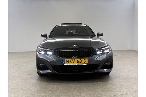 BMW 3-serie 330e xDrive Touring M-Sport 259PK | Pano | LED | Harman Kardon Audio | Trekhaak | Adaptive cruise Sfeer Virtual 19"LMV Carplay Clima Navi PDC