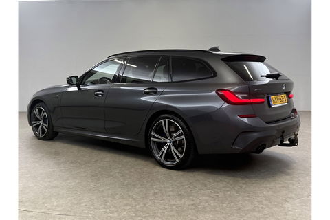 BMW 3-serie 330e xDrive Touring M-Sport 259PK | Pano | LED | Harman Kardon Audio | Trekhaak | Adaptive cruise Sfeer Virtual 19"LMV Carplay Clima Navi PDC