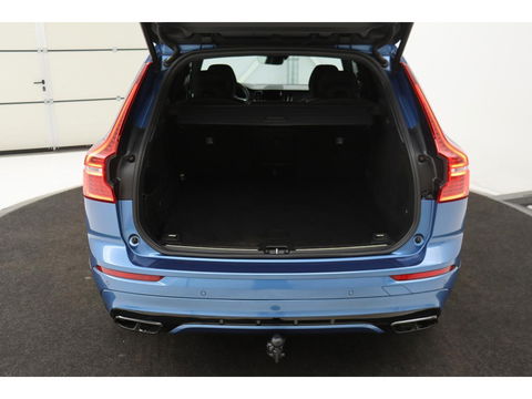 Volvo XC60 2.0 D4 R-Design | Adaptive cruise | Stoel & stuurverwarming | Trekhaak | Half leder | Full LED | Achterbankverwarming | Navigatie
