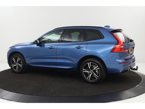 Volvo XC60 2.0 D4 R-Design | Adaptive cruise | Stoel & stuurverwarming | Trekhaak | Half leder | Full LED | Achterbankverwarming | Navigatie