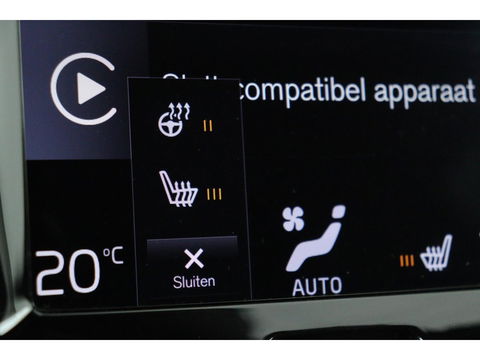 Volvo XC60 2.0 D4 R-Design | Adaptive cruise | Stoel & stuurverwarming | Trekhaak | Half leder | Full LED | Achterbankverwarming | Navigatie