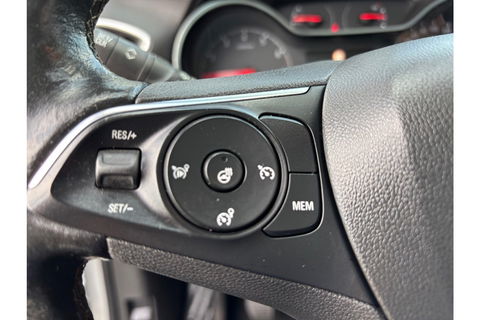 Opel Crossland X 1.2 TURBO ULTIMATE NAVI PANO AIRCO/ECC LEER PDC