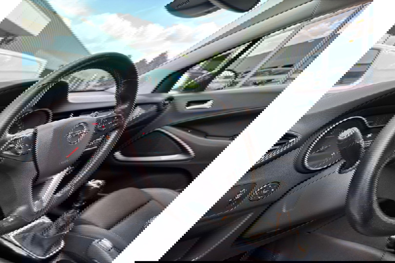Opel Crossland X 1.2 TURBO ULTIMATE NAVI PANO AIRCO/ECC LEER PDC