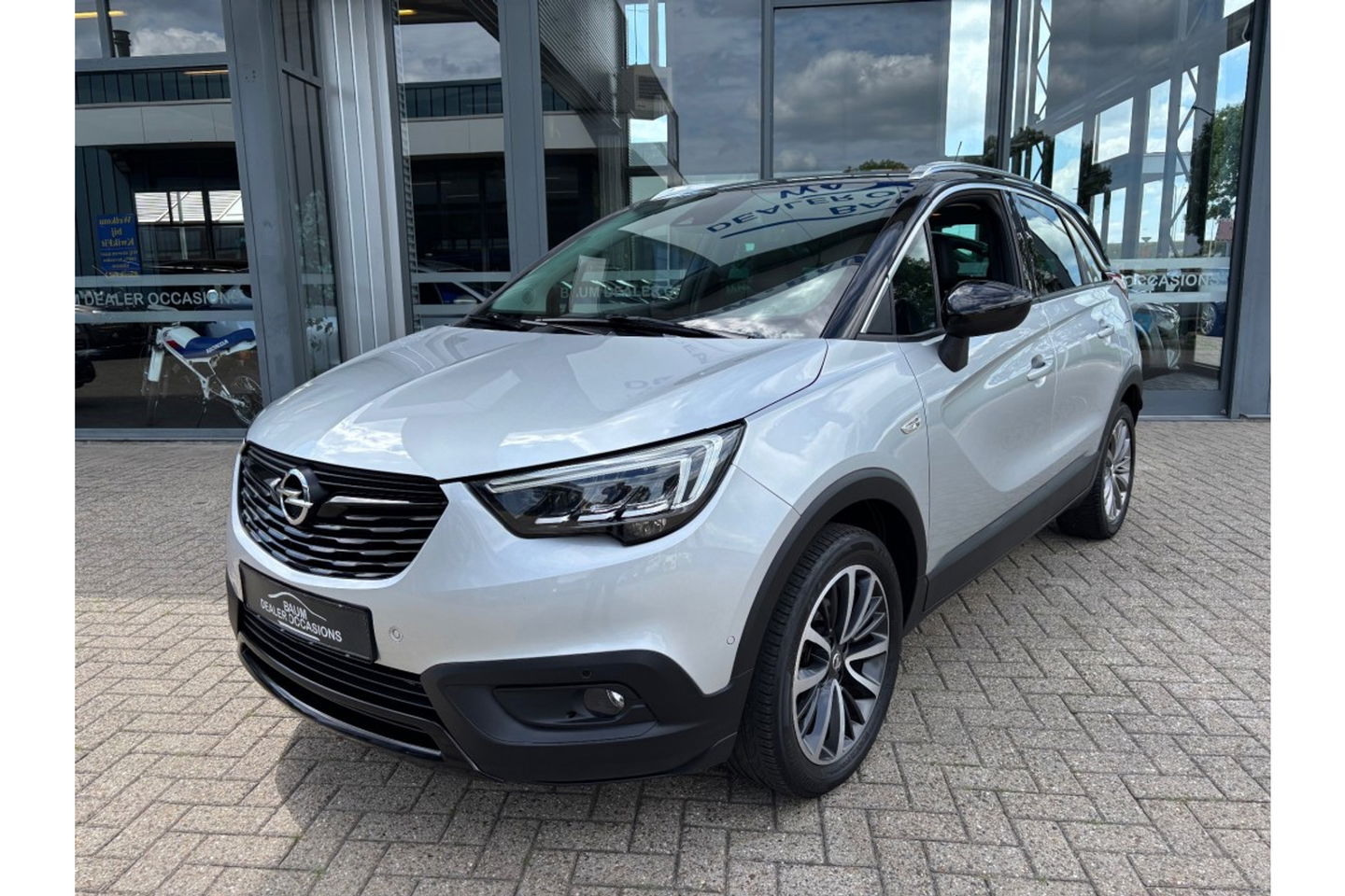 Opel Crossland X 1.2 TURBO ULTIMATE NAVI PANO AIRCO/ECC LEER PDC
