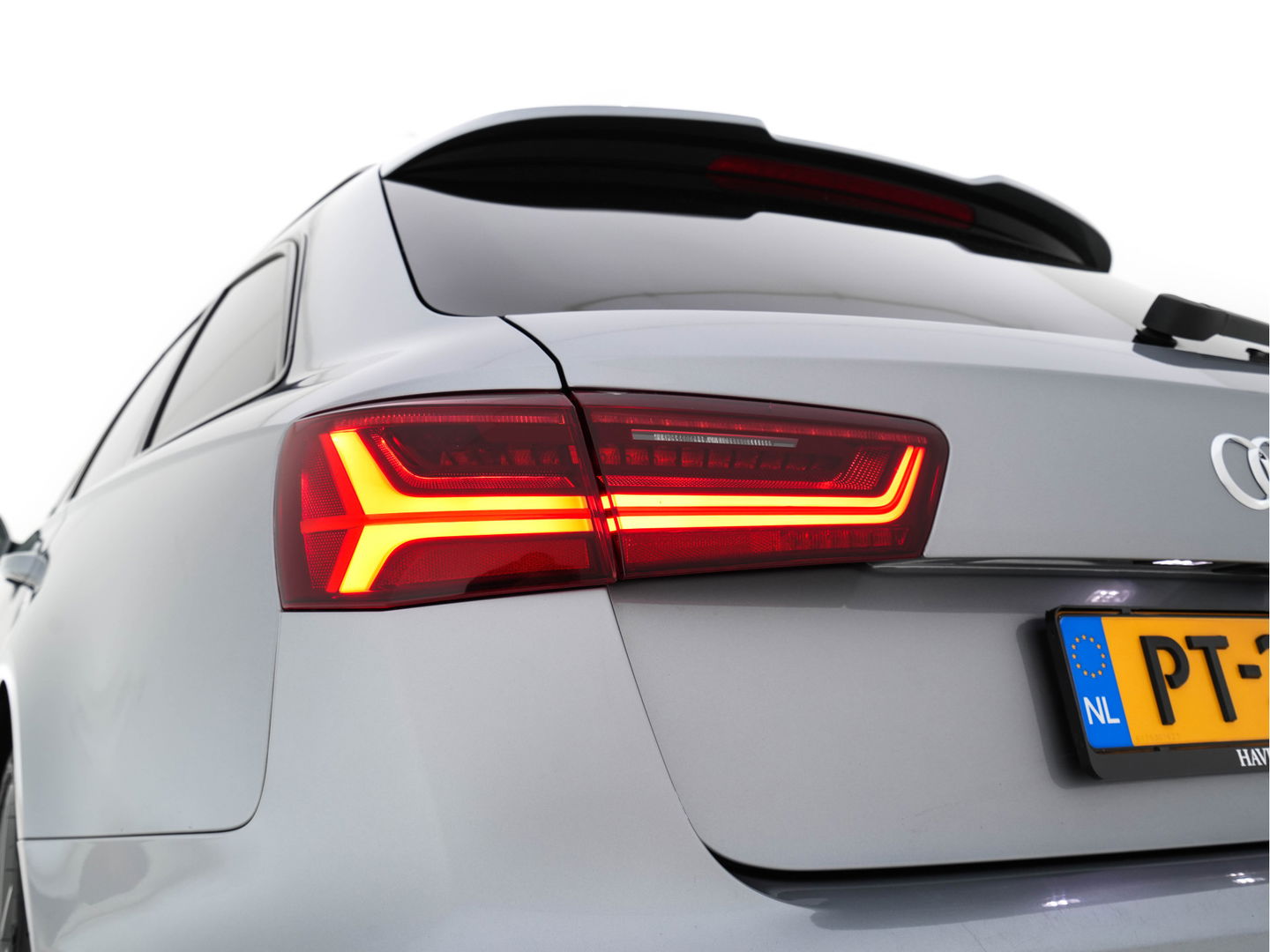 Audi A6 Avant 3.0 TDI BiT quattro Premium Edition Aut. *PANO | 1/2LEATHER | FULL-LED | ADAPTIVE-CRUISE | BLIND-SPOT | TOP-VIEW | BOSE-SOUND | KEYLESS | NAVI-FULLMAP | ECC | PDC | 20''ALU | TOBWAR*