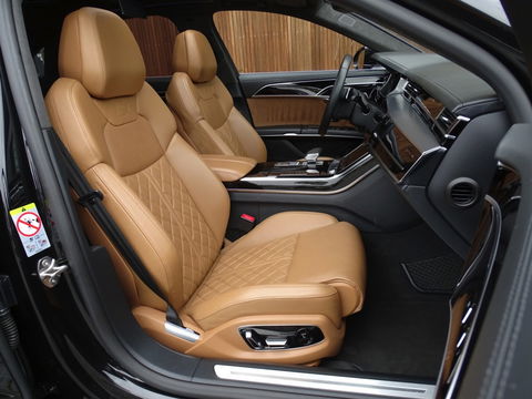 Audi A8 60 TFSIe LANG 449PK Quattro / Audi Exclusive / Laser / B&O