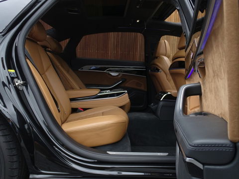 Audi A8 60 TFSIe LANG 449PK Quattro / Audi Exclusive / Laser / B&O