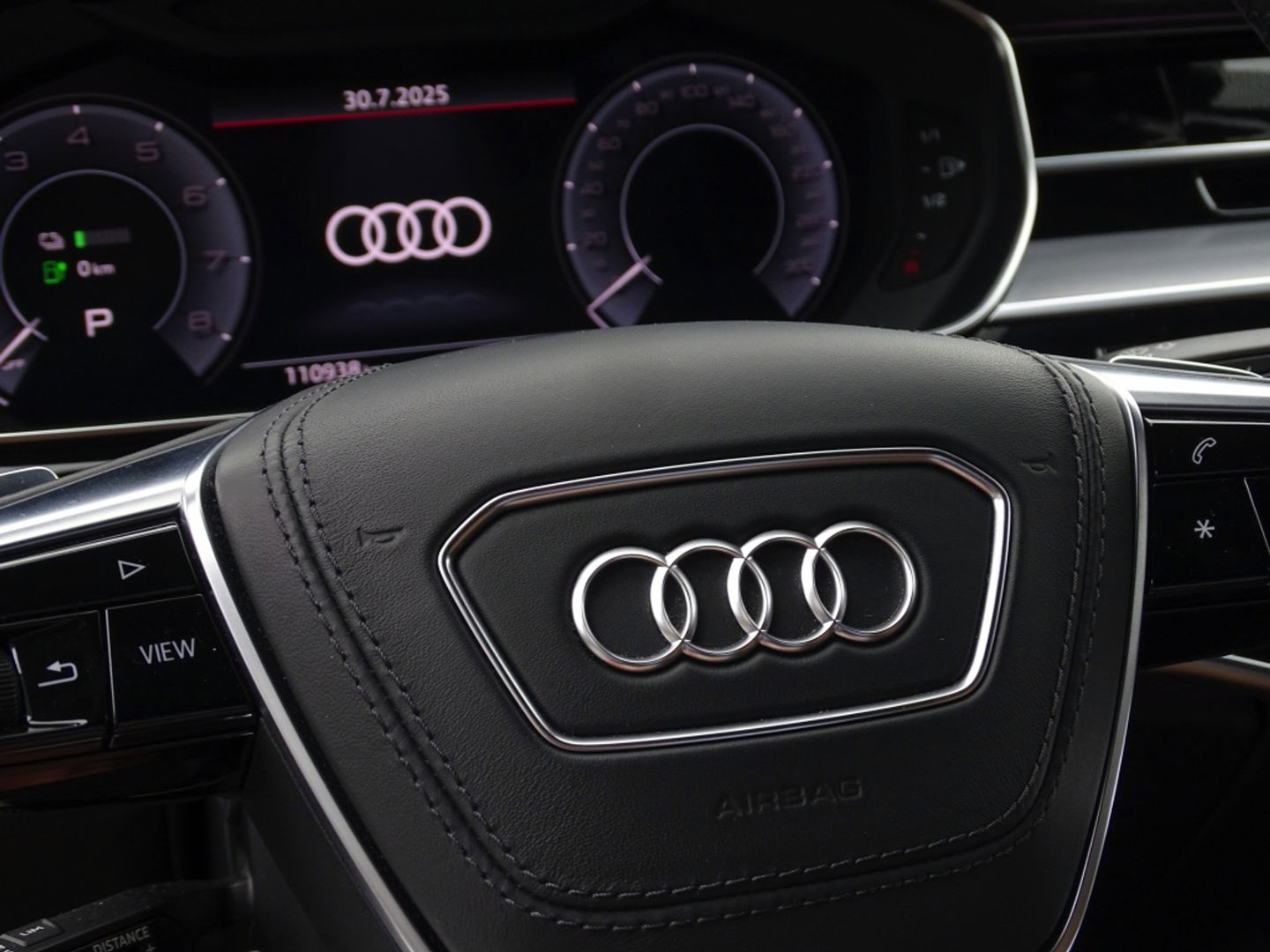 Audi A8 60 TFSIe LANG 449PK Quattro / Audi Exclusive / Laser / B&O