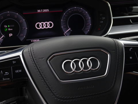 Audi A8 60 TFSIe LANG 449PK Quattro / Audi Exclusive / Laser / B&O