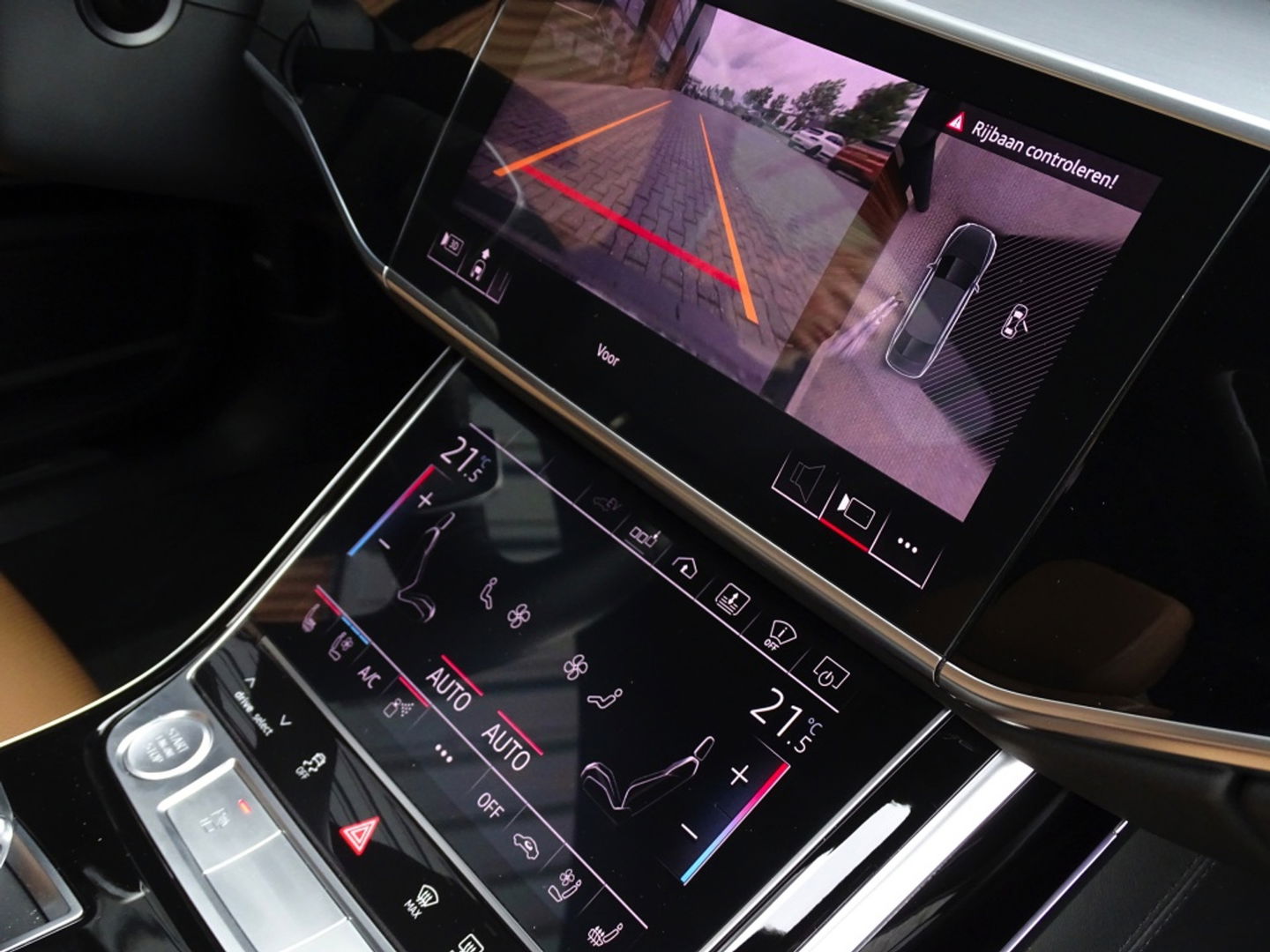 Audi A8 60 TFSIe LANG 449PK Quattro / Audi Exclusive / Laser / B&O