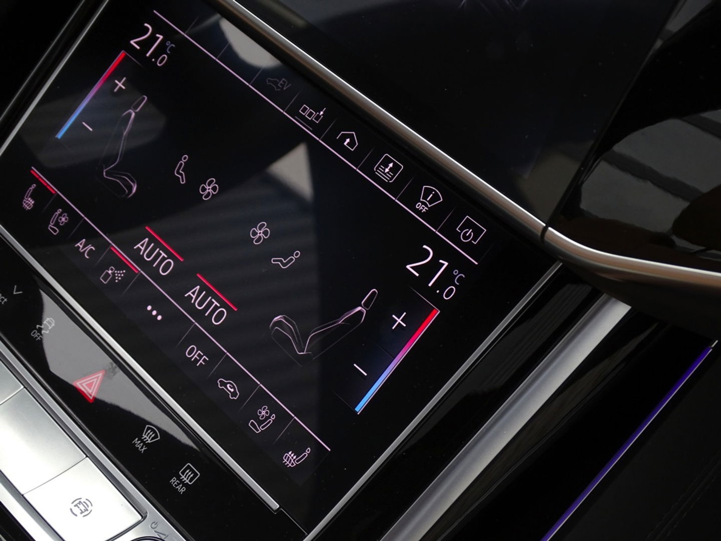 Audi A8 60 TFSIe LANG 449PK Quattro / Audi Exclusive / Laser / B&O