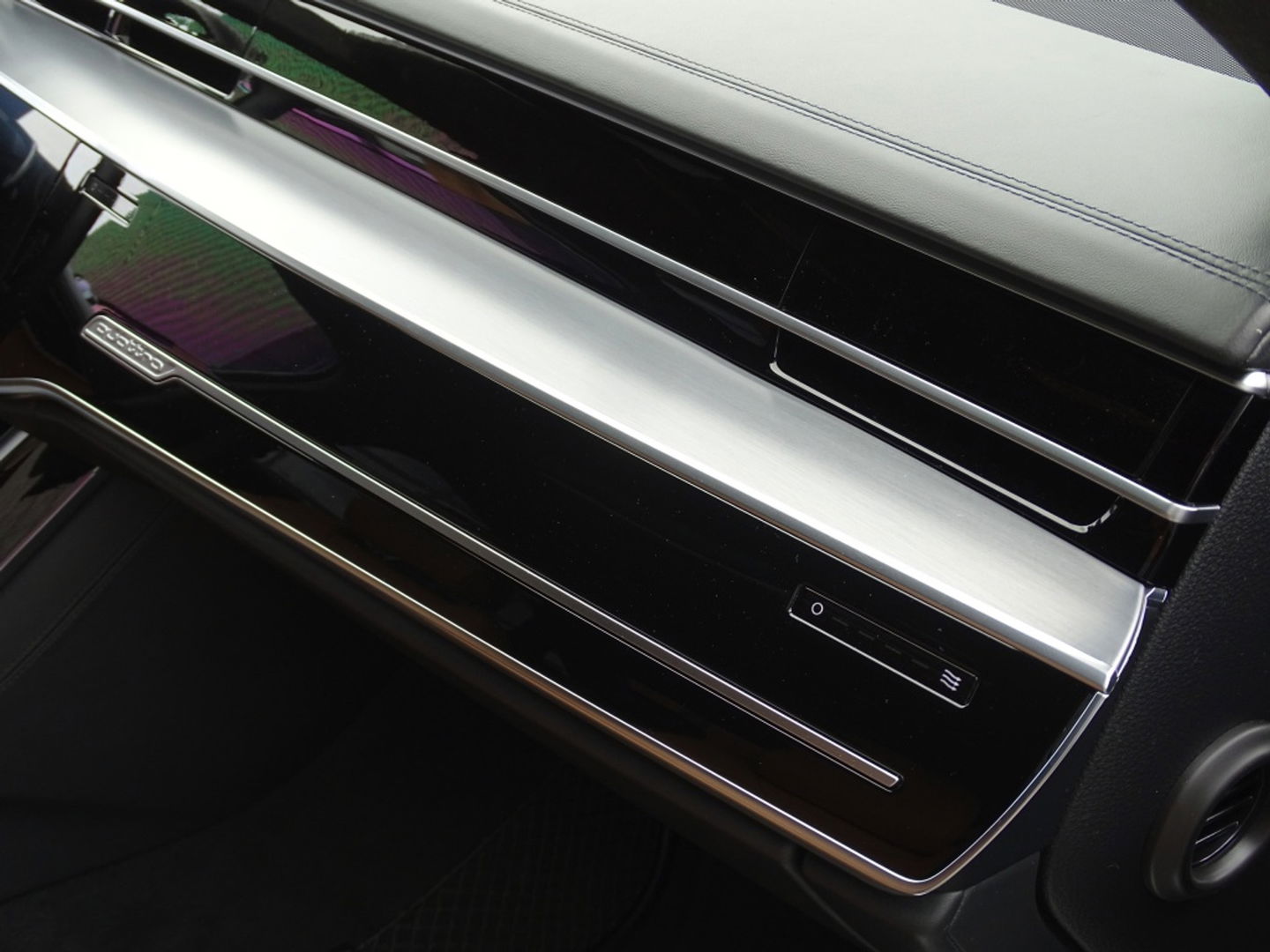 Audi A8 60 TFSIe LANG 449PK Quattro / Audi Exclusive / Laser / B&O
