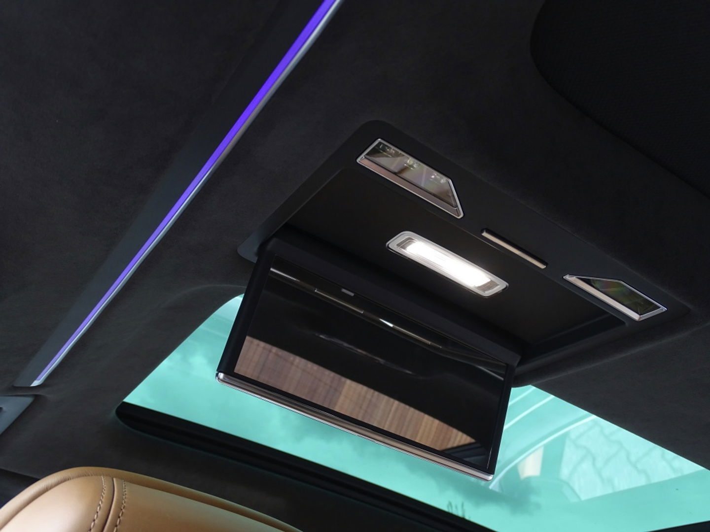 Audi A8 60 TFSIe LANG 449PK Quattro / Audi Exclusive / Laser / B&O